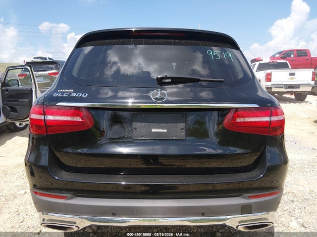 45915508 :رقم المزاد ، WDC0G4JB1JV103753 vin ، 2018 Mercedes-benz Glc 300 مزاد بيع