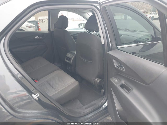 3GNAXJEV1JS517819 Chevrolet EQUINOX LT