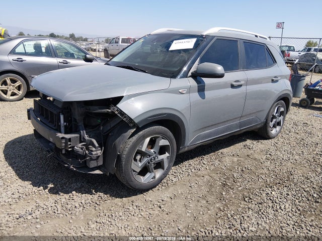 45915567 :رقم المزاد ، KMHRC8A31MU076178 vin ، 2021 Hyundai Venue Sel مزاد بيع