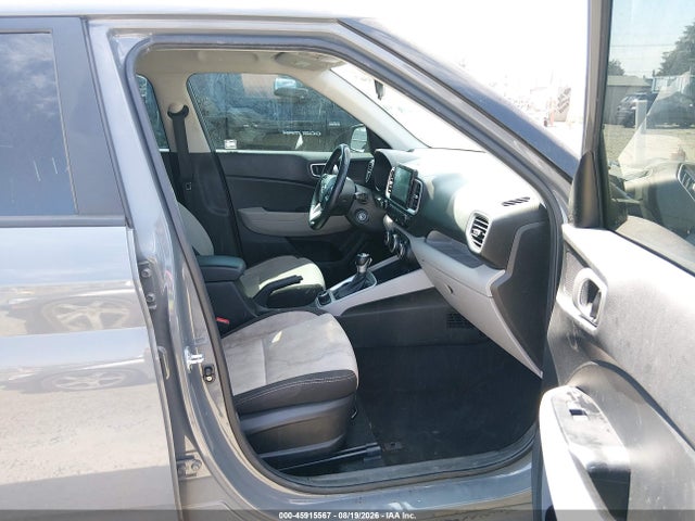 45915567 :رقم المزاد ، KMHRC8A31MU076178 vin ، 2021 Hyundai Venue Sel مزاد بيع