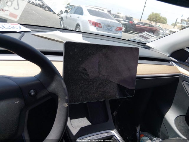 Продажа на аукционе авто 2023 Tesla Model Y Awd/long Range Dual Motor All-wheel Drive, vin: 7SAYGAEE2PF829580, номер лота: 45915576
