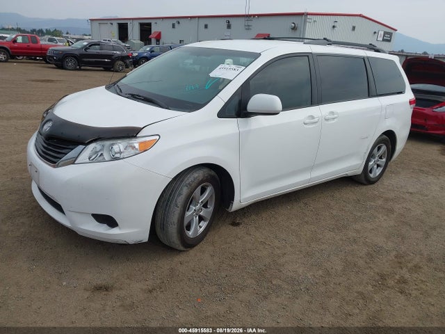 2012 Toyota Sienna Le V6 8 Passenger მანქანა იყიდება აუქციონზე, vin: 5TDKK3DC3CS215821, აუქციონის ნომერი: 45915583