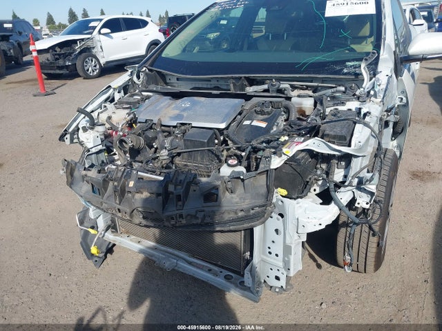 JTDKARFU4H3029967 Toyota Prius Two Eco