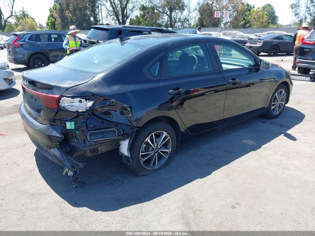 3KPF24AD3PE575238 KIA Forte Lxs