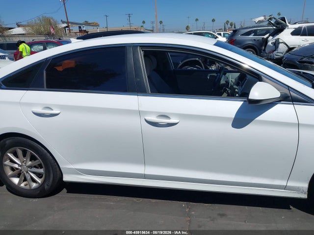 Hyundai SONATA SE 2018 5NPE24AF6JH699584 Image 14