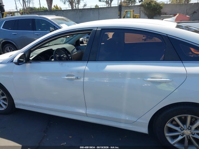 Hyundai SONATA SE 2018 5NPE24AF6JH699584 Image 15