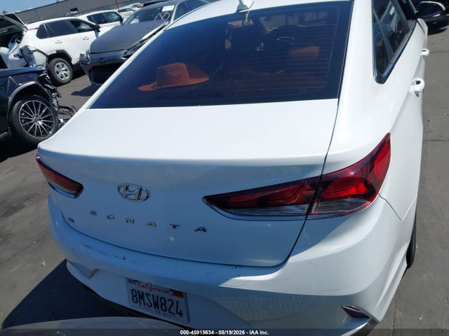 Hyundai SONATA SE 2018 5NPE24AF6JH699584 Image 17