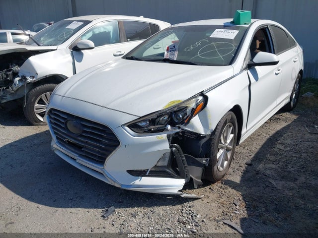 Hyundai SONATA SE 2018 5NPE24AF6JH699584 Image 2