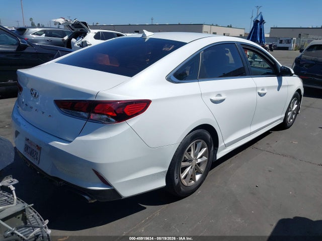 Hyundai SONATA SE 2018 5NPE24AF6JH699584 Image 4