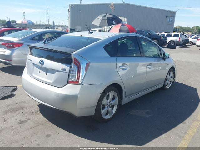 2013 Toyota Prius Five მანქანა იყიდება აუქციონზე, vin: JTDKN3DU4D5626104, აუქციონის ნომერი: 45915637
