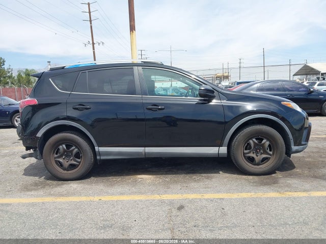 2T3ZFREV7JW420222 Toyota RAV4 LE