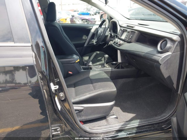 2T3ZFREV7JW420222 Toyota RAV4 LE