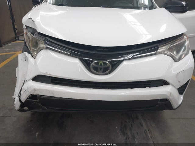 Toyota RAV4 LE 2017 JTMZFREV8HJ712390 Image 6