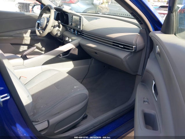 5NPLL4AG9NH062143 Hyundai ELANTRA SE