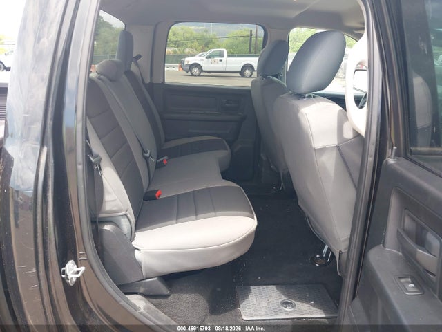 45915793 :رقم المزاد ، 1C6RR7ST6FS717648 vin ، 2015 Ram 1500 Tradesman مزاد بيع