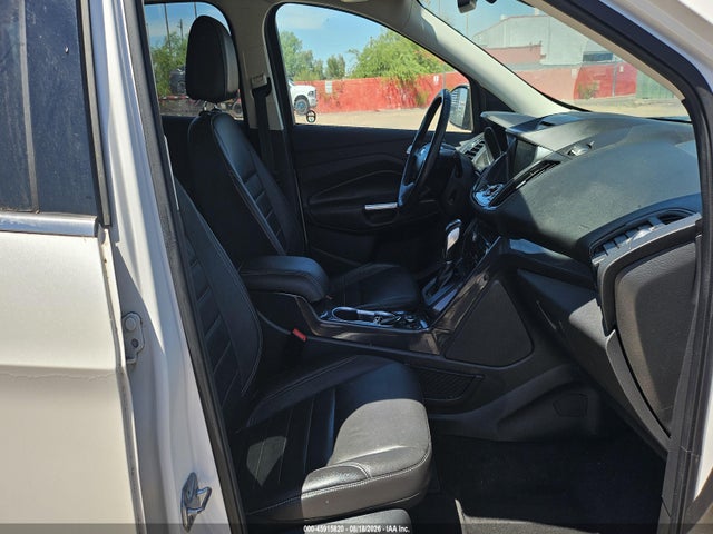 45915820 :رقم المزاد ، 1FMCU9J98GUC63564 vin ، 2016 Ford Escape Titanium مزاد بيع