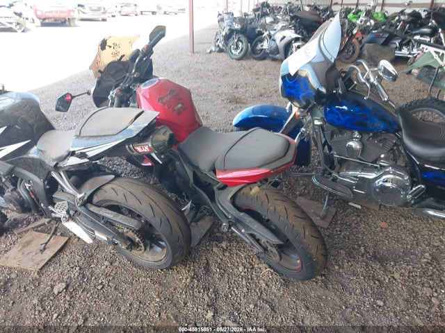 Kawasaki Ex650 F 2016 JKAEXEF11GDA25374 Image 3