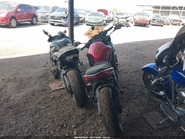 Kawasaki Ex650 F 2016 JKAEXEF11GDA25374 Image 6
