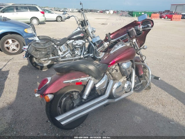 45915909 :رقم المزاد ، 1HFSC55058A400766 vin ، 2008 Honda Vtx1300 C مزاد بيع
