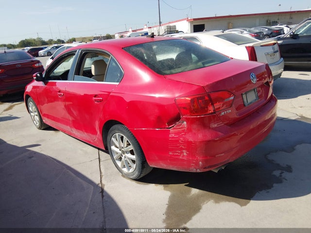 2014 Volkswagen Jetta 1.8t Se მანქანა იყიდება აუქციონზე, vin: 3VWD07AJ2EM231971, აუქციონის ნომერი: 45915911