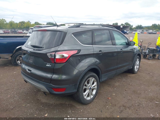 Продаж на аукціоні авто 2017 Ford Escape Se, vin: 1FMCU9GD5HUD99325, номер лоту: 45915912