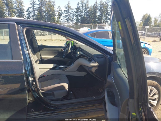 45915916 :رقم المزاد ، 4T1A11AKXLU944887 vin ، 2020 Toyota Camry L مزاد بيع