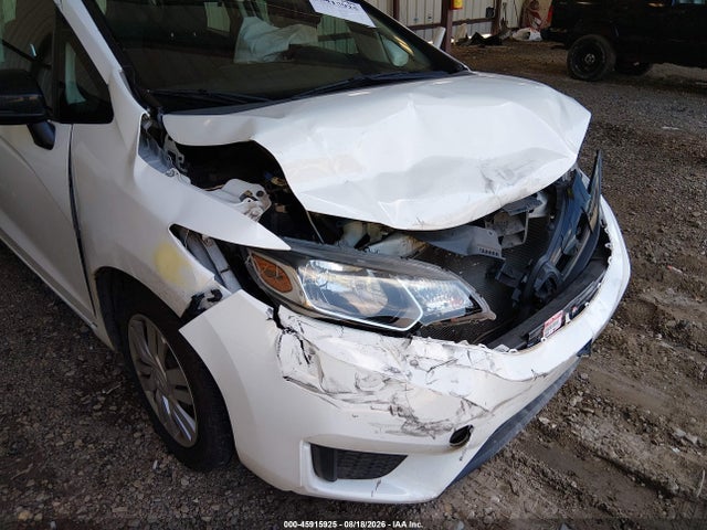 45915925 :رقم المزاد ، 3HGGK5H59GM701005 vin ، 2016 Honda Fit Lx مزاد بيع