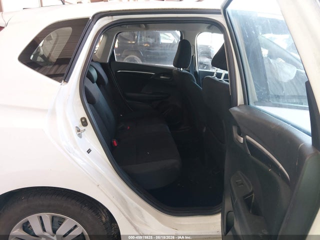 45915925 :رقم المزاد ، 3HGGK5H59GM701005 vin ، 2016 Honda Fit Lx مزاد بيع