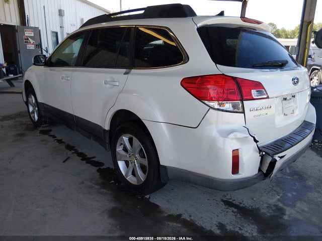 45915938 :رقم المزاد ، 4S4BRBJC0D3273975 vin ، 2013 Subaru Outback 2.5i Limited مزاد بيع