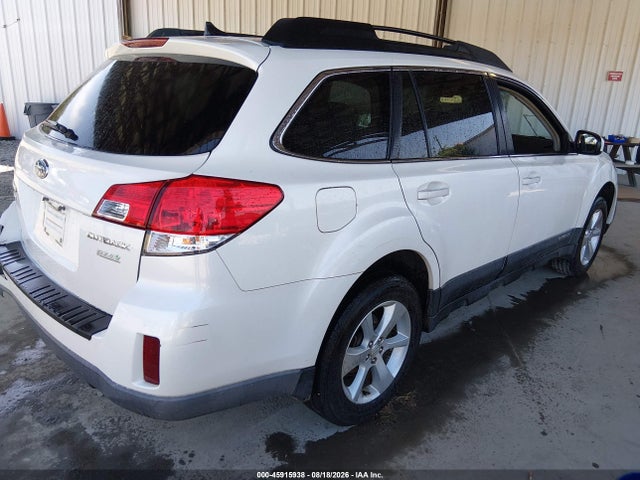 45915938 :رقم المزاد ، 4S4BRBJC0D3273975 vin ، 2013 Subaru Outback 2.5i Limited مزاد بيع