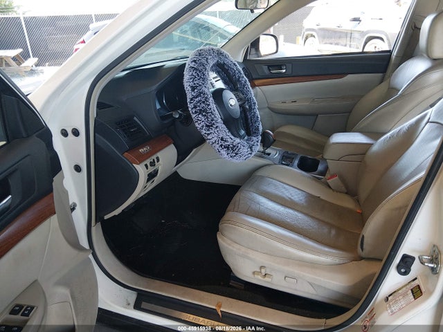 45915938 :رقم المزاد ، 4S4BRBJC0D3273975 vin ، 2013 Subaru Outback 2.5i Limited مزاد بيع