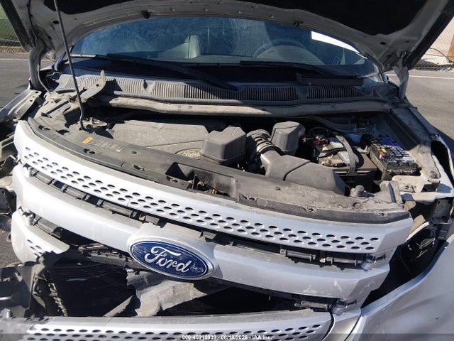 1FM5K7D89FGB12025 Ford EXPLORER XLT