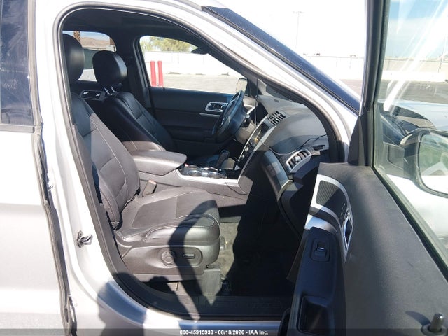 1FM5K7D89FGB12025 Ford EXPLORER XLT