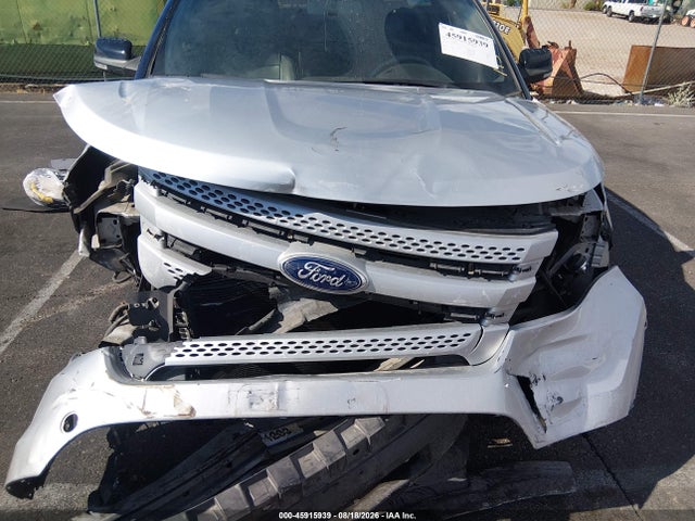 1FM5K7D89FGB12025 Ford EXPLORER XLT