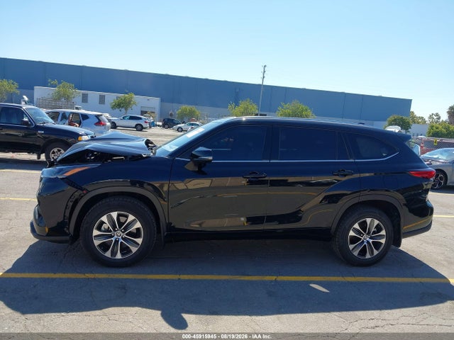 5TDHZRBH6MS551147 Toyota Highlander Xle