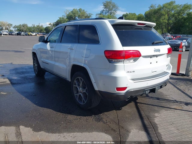 1C4RJFBT1JC118928 Jeep Grand Cherokee Sterling Edition 4x4