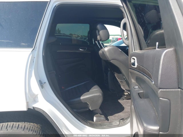 1C4RJFBT1JC118928 Jeep Grand Cherokee Sterling Edition 4x4