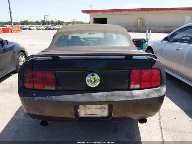 45916008 :رقم المزاد ، 1ZVFT84N265254890 vin ، 2006 Ford Mustang V6 مزاد بيع