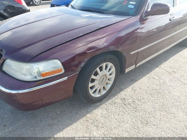 Aukcja sprzedaży 2006 Lincoln Town Car Signature, vin: 1LNHM81WX6Y608607, numer aukcji: 45916085