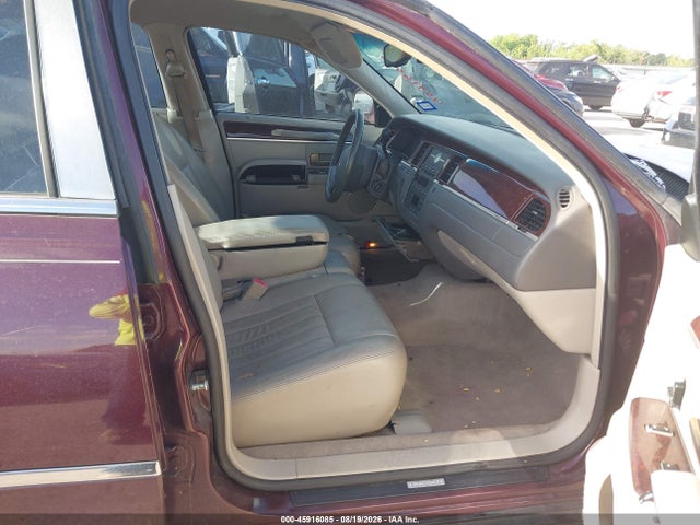 Aukcja sprzedaży 2006 Lincoln Town Car Signature, vin: 1LNHM81WX6Y608607, numer aukcji: 45916085