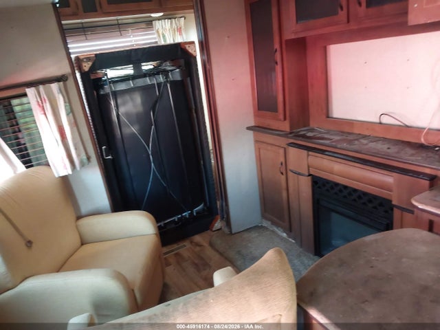 2016 Jayco Travel Trailer მანქანა იყიდება აუქციონზე, vin: 1UJBJ0BV1G11J0140, აუქციონის ნომერი: 45916174