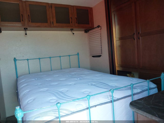 2016 Jayco Travel Trailer მანქანა იყიდება აუქციონზე, vin: 1UJBJ0BV1G11J0140, აუქციონის ნომერი: 45916174