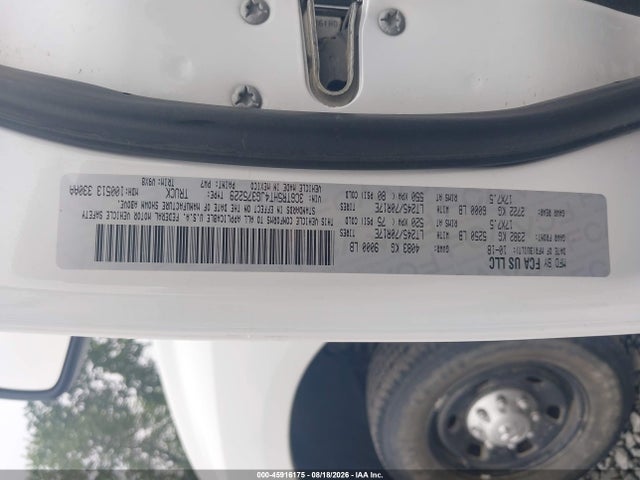 45916175 :رقم المزاد ، 3C6TR5HT4JG375229 vin ، 2018 Ram 2500 Tradesman  4x4 8' Box مزاد بيع