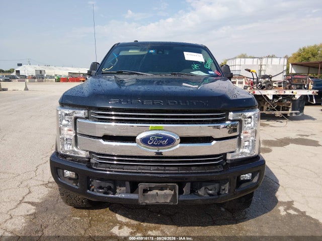 1FT8W3BT1HEE00643 Ford F-350 Lariat