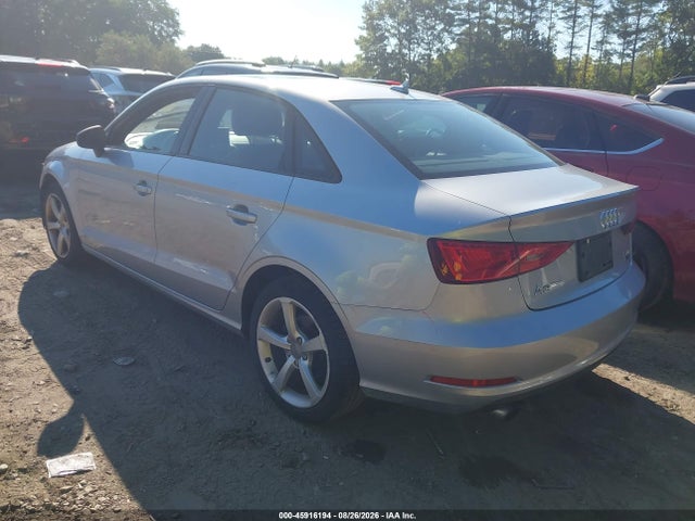 Продаж на аукціоні авто 2015 Audi A3 2.0t Premium, vin: WAUBFGFF4F1101229, номер лоту: 45916194