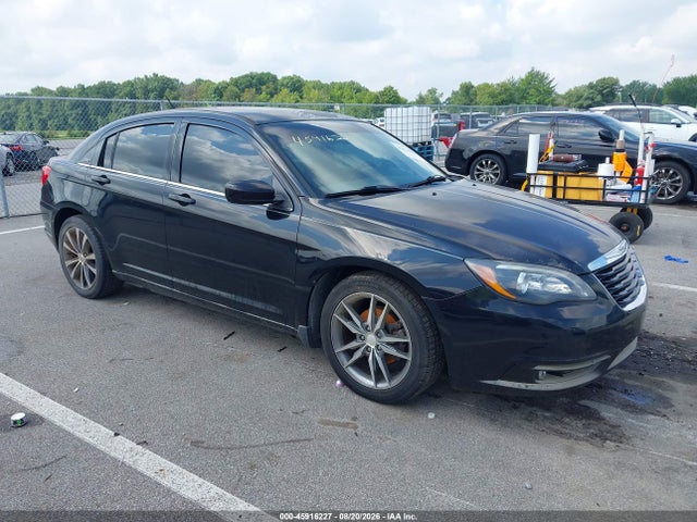 Aukcja sprzedaży 2014 Chrysler 200 Limited, vin: 1C3CCBCG9EN191733, numer aukcji: 45916227