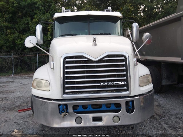 45916230 :رقم المزاد ، 1M1AW07Y1DM029858 vin ، 2013 Mack 600 Cxu600 مزاد بيع