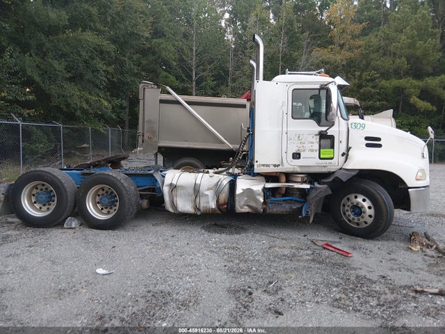 45916230 :رقم المزاد ، 1M1AW07Y1DM029858 vin ، 2013 Mack 600 Cxu600 مزاد بيع