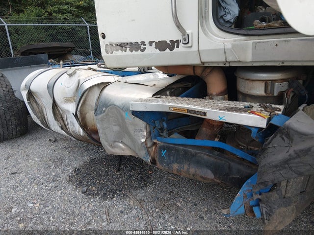 45916230 :رقم المزاد ، 1M1AW07Y1DM029858 vin ، 2013 Mack 600 Cxu600 مزاد بيع