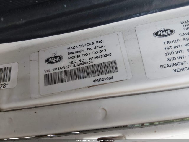 45916230 :رقم المزاد ، 1M1AW07Y1DM029858 vin ، 2013 Mack 600 Cxu600 مزاد بيع